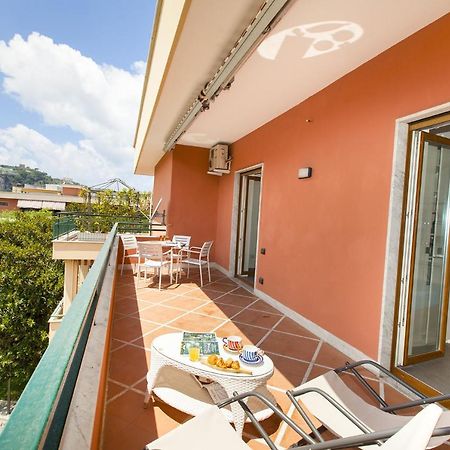 Amore Rentals - Casa Katia Sorrento Bagian luar foto
